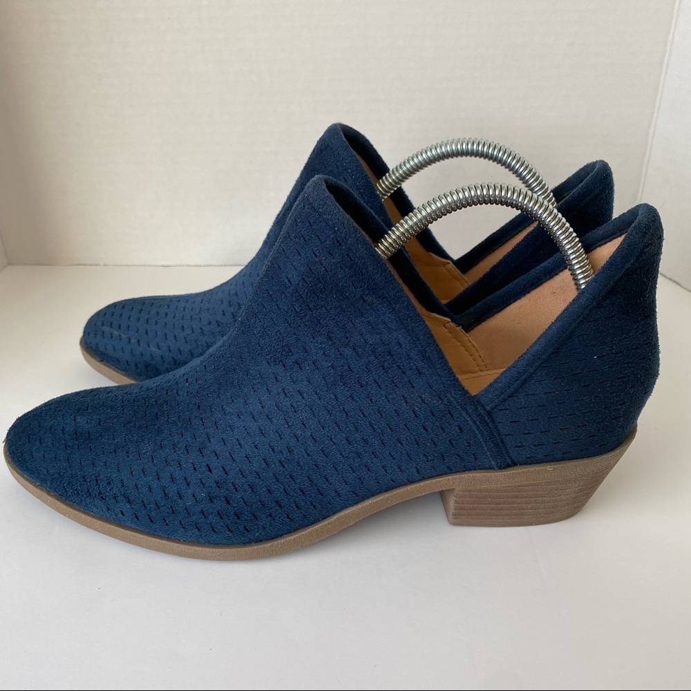 BF Betani Women's Faux-Suede Blue Ankle Slip-on Botties, Size 10